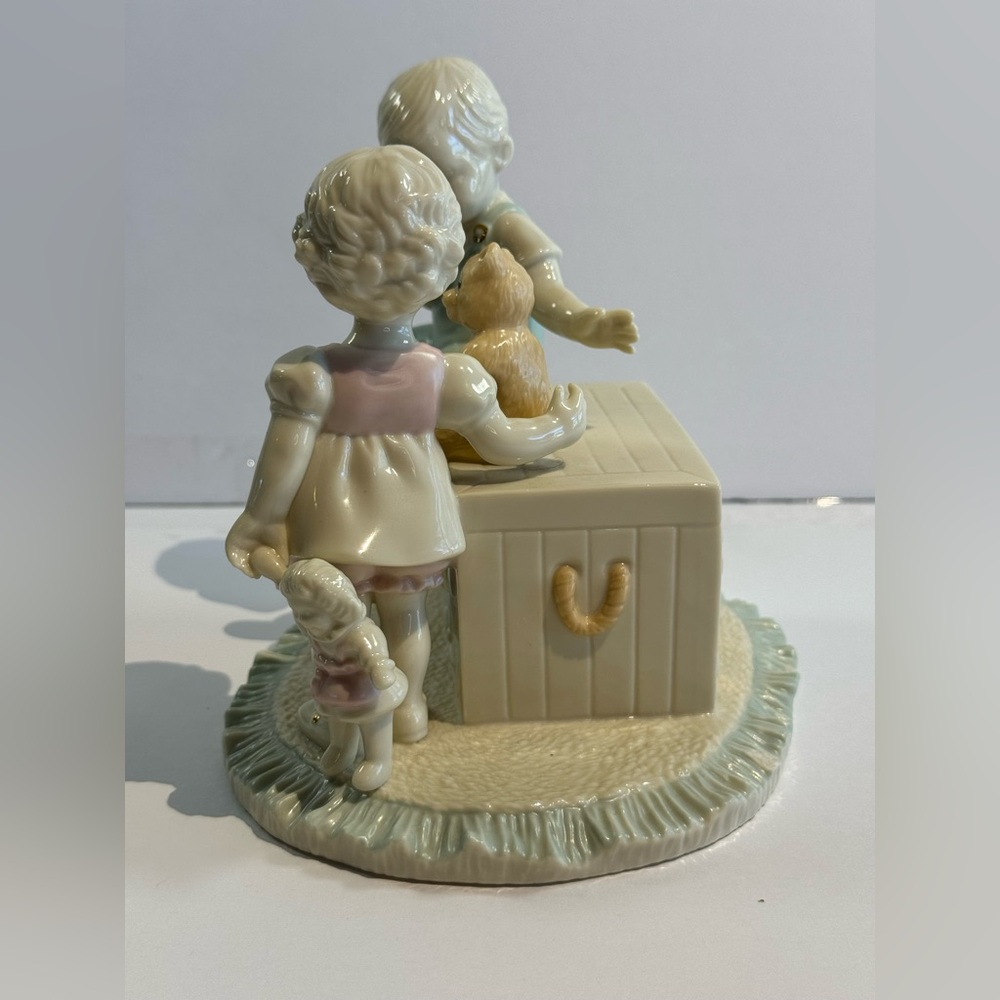 Lenox China Jewels Collection Figurine "Constant Companions" 6090179 - Picture 8 of 10